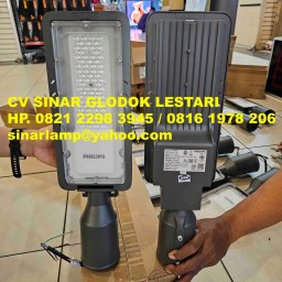 Lampu PJU Philips BRP121 LED 50W Street Light IP65